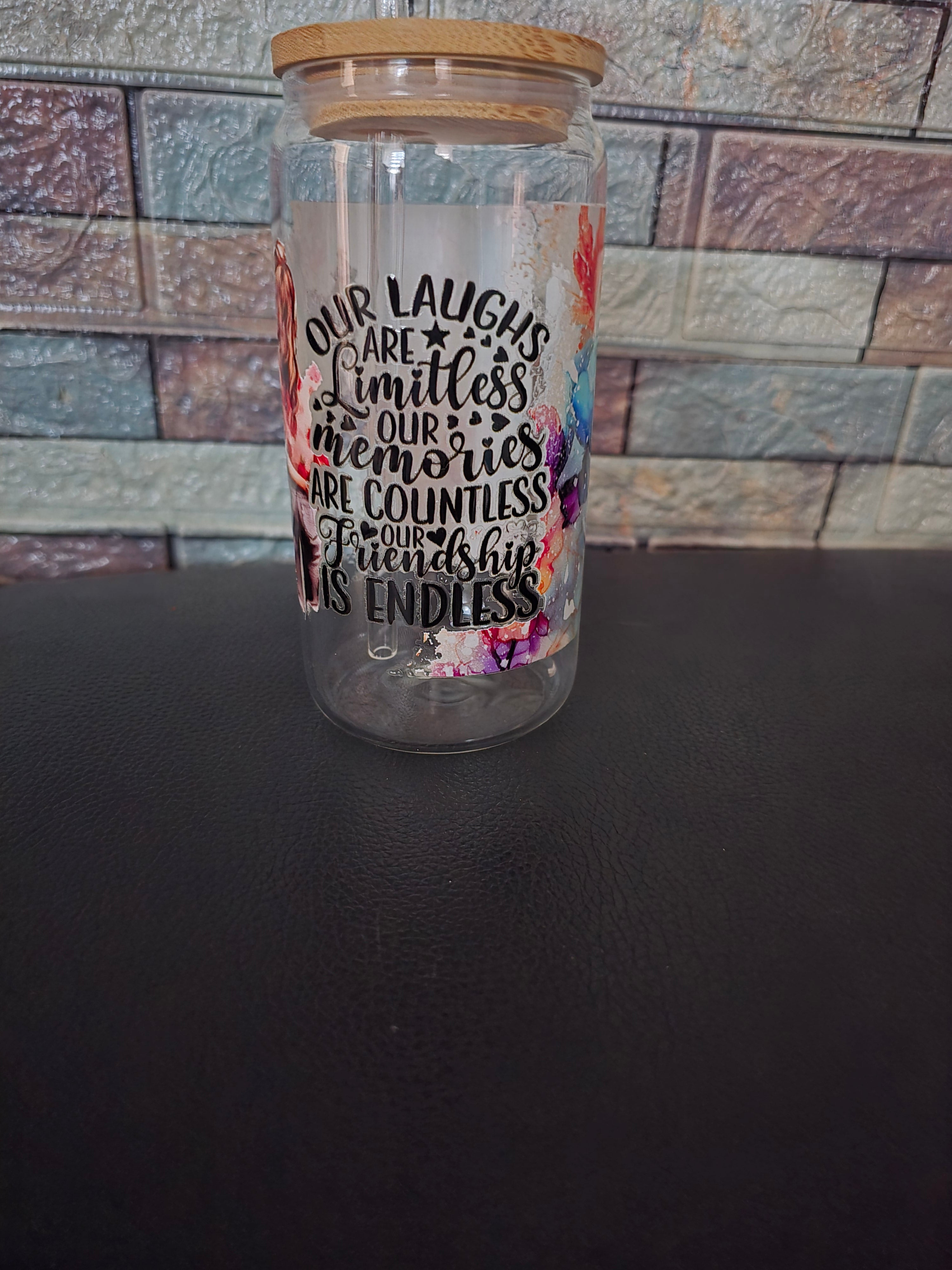 Glastumbler mit Motiv